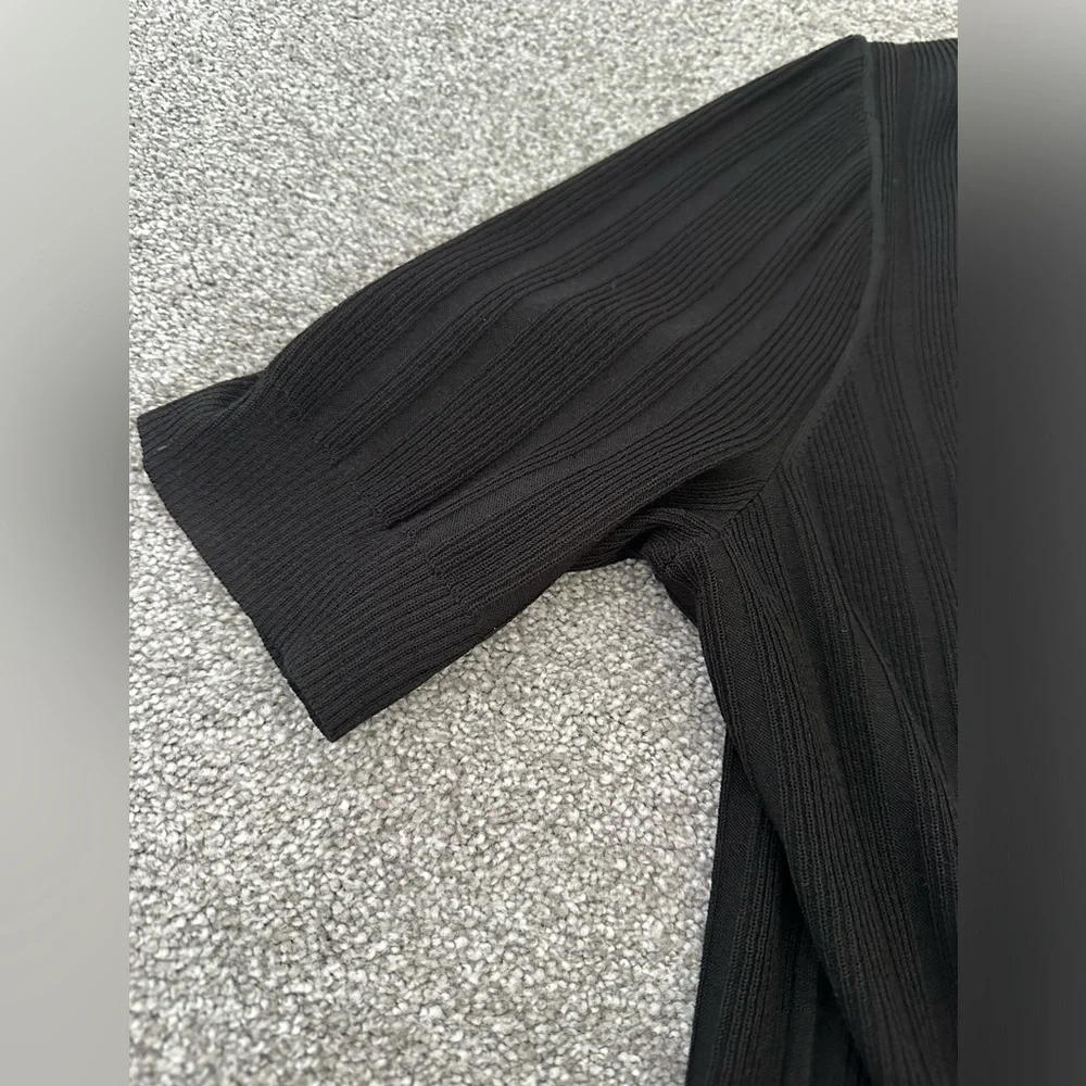 Black Short Sleeve Cardigan - Picture 3 of 3